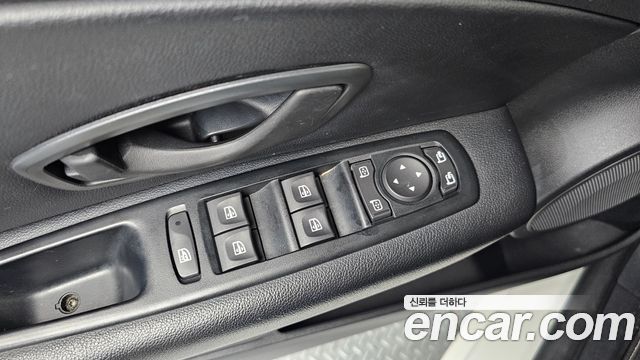 Renault Korea SM3 Neo SE 2016 — фото 20
