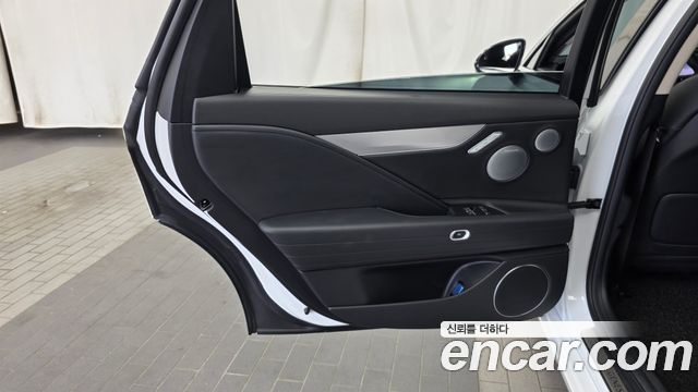 Genesis Electrified G80 (RG3) e-AWD 2025 — фото 25