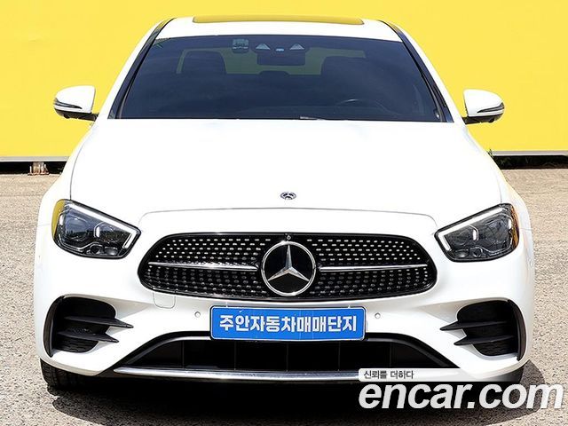 Mercedes-Benz E-Class (W213) E220d 4MATIC AMG Line