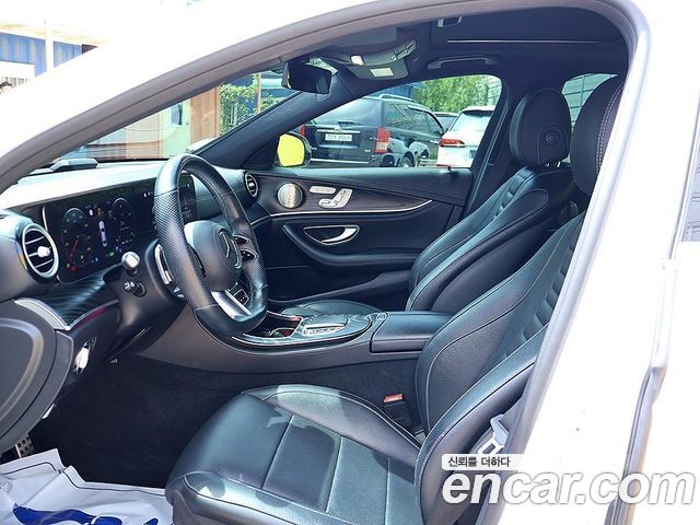 Mercedes-Benz E-Class (W213) E220d 4MATIC AMG Line 2022 — фото 15