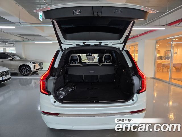 Volvo XC90 (II) T8 Ultra Bright Hybrid 2026 — фото 16