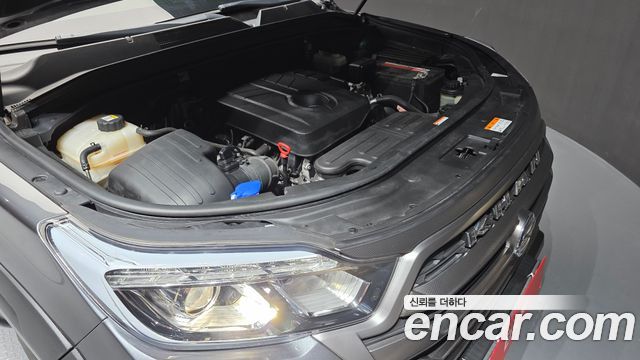 KG Mobility (SsangYong) Rexton Sports Khan Diesel 2.2 4WD Prestige 2021 — фото 6