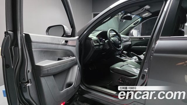 KG Mobility (SsangYong) Rexton Sports Khan Diesel 2.2 4WD Prestige 2021 — фото 10