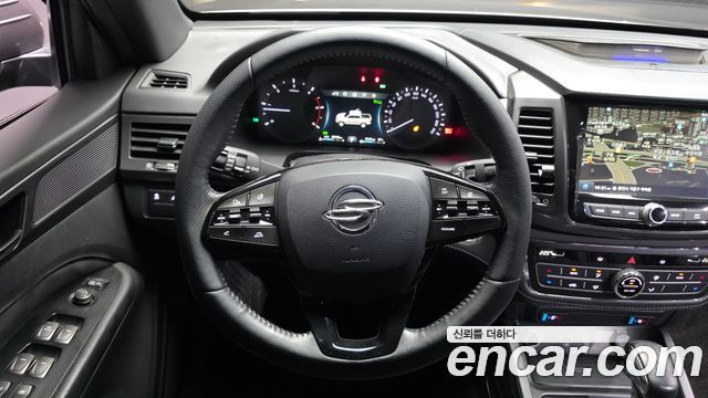 KG Mobility (SsangYong) Rexton Sports Khan Diesel 2.2 4WD Prestige 2021 — фото 13