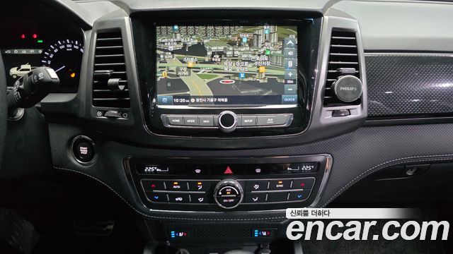 KG Mobility (SsangYong) Rexton Sports Khan Diesel 2.2 4WD Prestige 2021 — фото 16