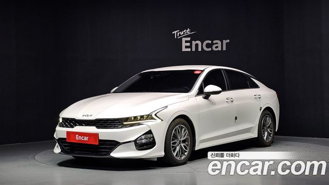 Kia K5 (III) 2.0 Prestige 2022 — фото 1