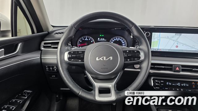Kia K5 (III) 2.0 Prestige 2022 — фото 12
