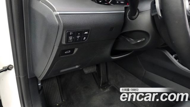 Kia K5 (III) 2.0 Prestige 2022 — фото 18