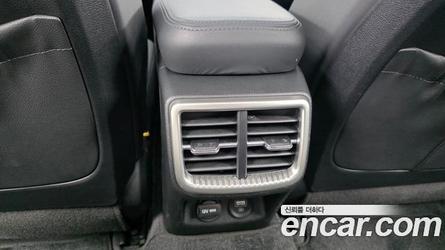 Kia K5 (III) 2.0 Prestige 2022 — фото 19