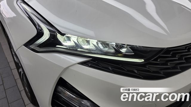 Kia K5 (III) 2.0 Prestige 2022 — фото 22