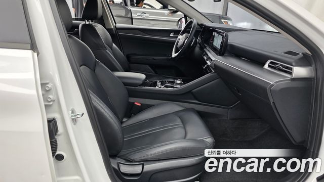 Kia K5 (III) 2.0 Prestige 2022 — фото 26