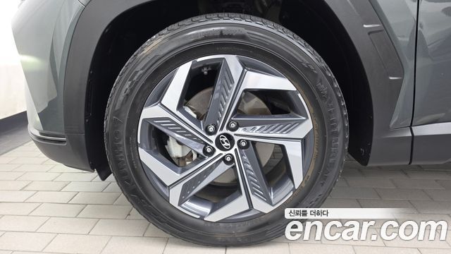 Hyundai Tucson (NX4) Gasoline 1.6 Turbo 2WD Inspiration 2021 — фото 5