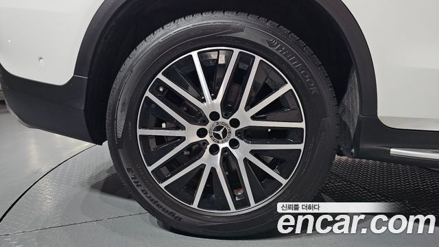 Mercedes-Benz GLC-Class (X253) GLC220 d 4MATIC 2021 — фото 21