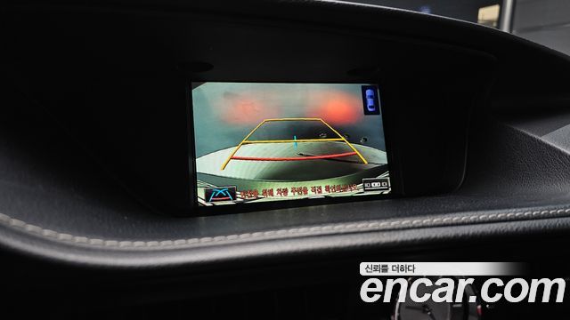 Lexus ES300h Supreme XV60 2017 — фото 14