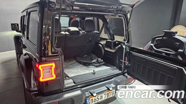 Jeep Wrangler (JL) 2.0 Overland Power Top 4Door 2022 — фото 30