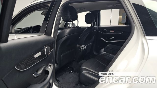 Mercedes-Benz GLC-Class (X253) GLC300 4MATIC 2019 — фото 12