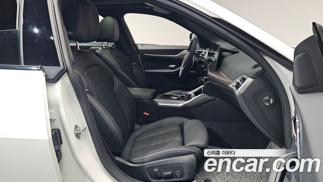 BMW 4 Series (G22) 420i M Sport Pro Gran Coupe 2026 — фото 26