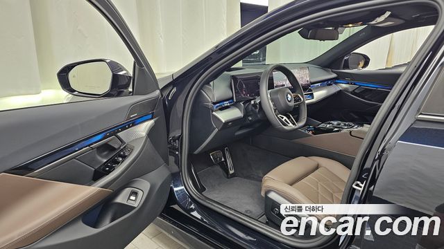 BMW 5 Series (G60) 520i M Sport 2026 — фото 10