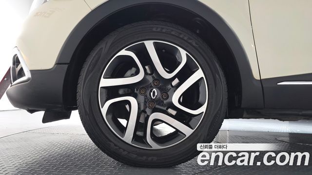Renault Korea QM3 RE 2015 — фото 5