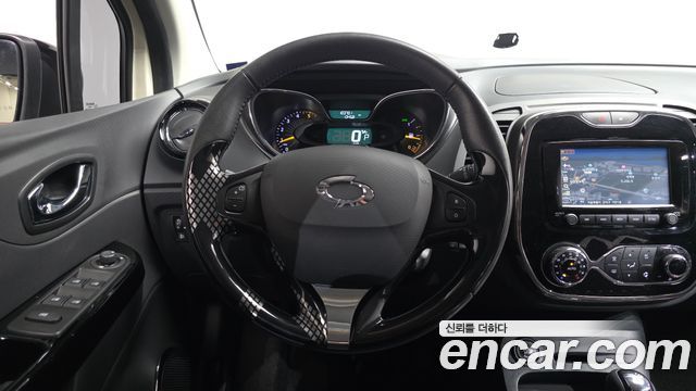 Renault Korea QM3 RE 2015 — фото 13