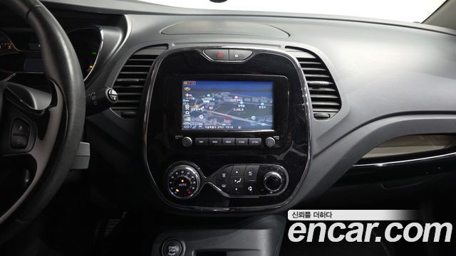 Renault Korea QM3 RE 2015 — фото 14