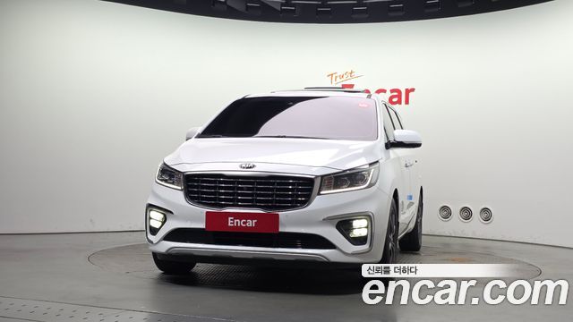 Kia Carnival 9-Seater Noblesse Special 2019 — фото 3