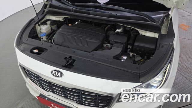 Kia Carnival 9-Seater Noblesse Special 2019 — фото 6