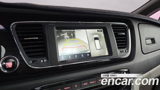 Kia Carnival 9-Seater Noblesse Special 2019 — фото 15