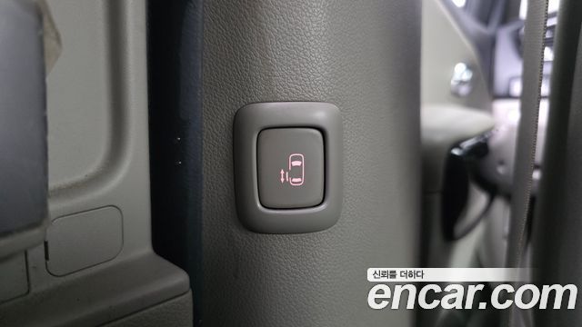 Kia Carnival 9-Seater Noblesse Special 2019 — фото 18