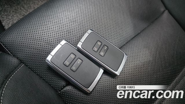 Renault Korea SM6 2.0 LPe LE (Disabled) 2019 — фото 32