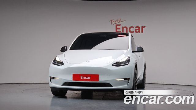 Tesla Model Y Long Range AWD 2021 — фото 3