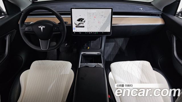 Tesla Model Y Long Range AWD 2021 — фото 7