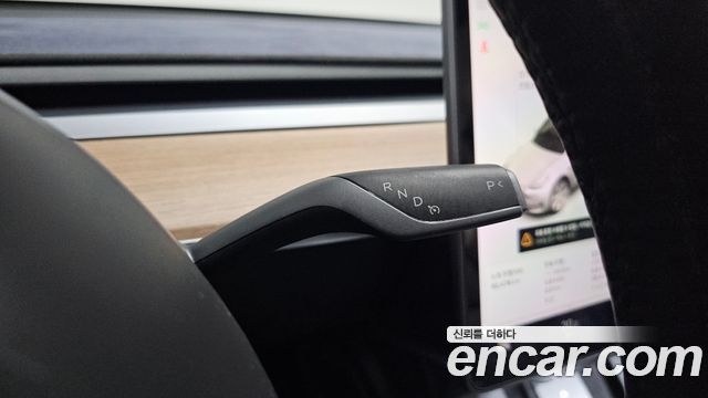 Tesla Model Y Long Range AWD 2021 — фото 9