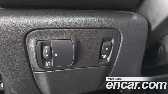 Renault Korea SM6 2.0 LPe SE (Rental car) 2020 — фото 12