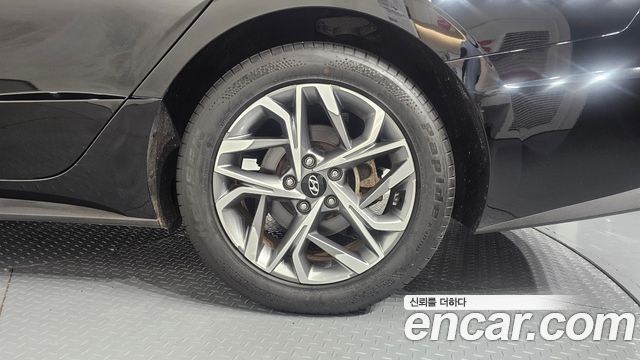 Hyundai Sonata (DN8) 2.0 LPG(rental car) Style 2022 — фото 21