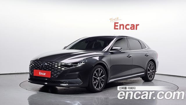 Hyundai Grandeur (IG) 2.5 Le Blanc 2023 — фото 1