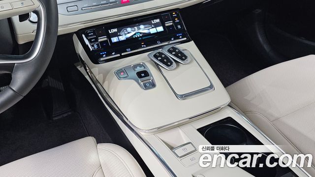 Hyundai Grandeur (IG) 2.5 Le Blanc 2023 — фото 9