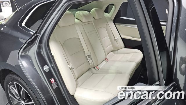 Hyundai Grandeur (IG) 2.5 Le Blanc 2023 — фото 10
