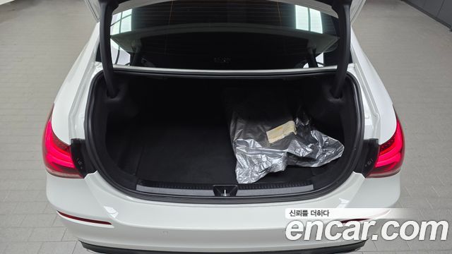 Mercedes-Benz A-Class (W177) A220 Sedan 2023 — фото 20