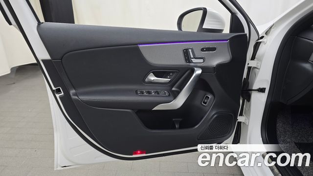 Mercedes-Benz A-Class (W177) A220 Sedan 2023 — фото 24