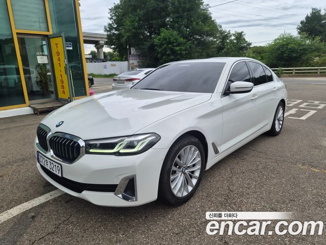 BMW 5 Series (G30) 530i Luxury