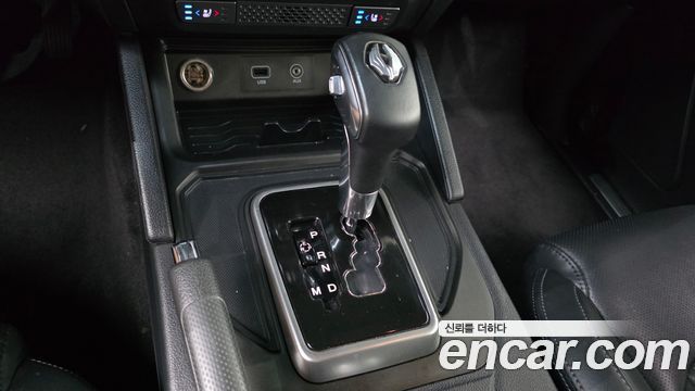 KG Mobility (SsangYong) Rexton Sports Khan Diesel 2.2 4WD Professional X (5-Link) 2019 — фото 9