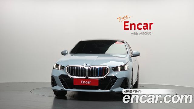 BMW 5 Series (G60) 530i xDrive M Sport 2025 — фото 3