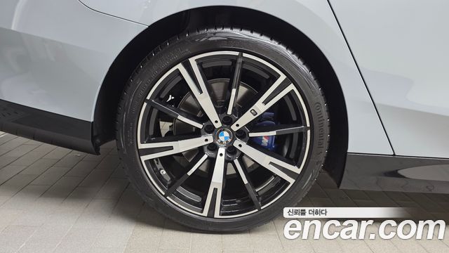 BMW 5 Series (G60) 530i xDrive M Sport 2025 — фото 5