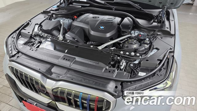 BMW 5 Series (G60) 530i xDrive M Sport 2025 — фото 6