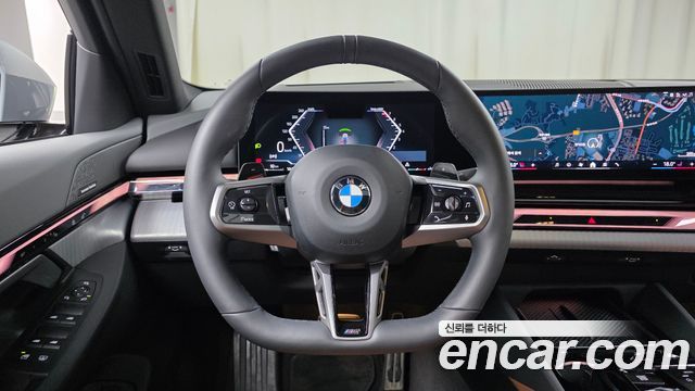 BMW 5 Series (G60) 530i xDrive M Sport 2025 — фото 14