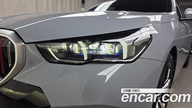 BMW 5 Series (G60) 530i xDrive M Sport 2025 — фото 22