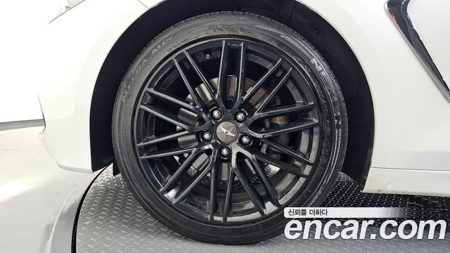 Genesis G70 2.0T Advanced 2020 — фото 5