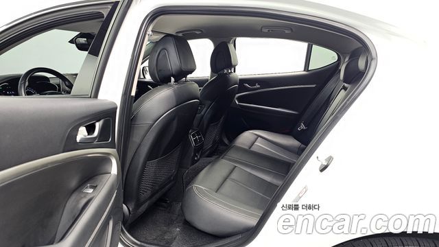 Genesis G70 2.0T Advanced 2020 — фото 12