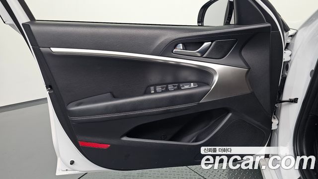 Genesis G70 2.0T Advanced 2020 — фото 24